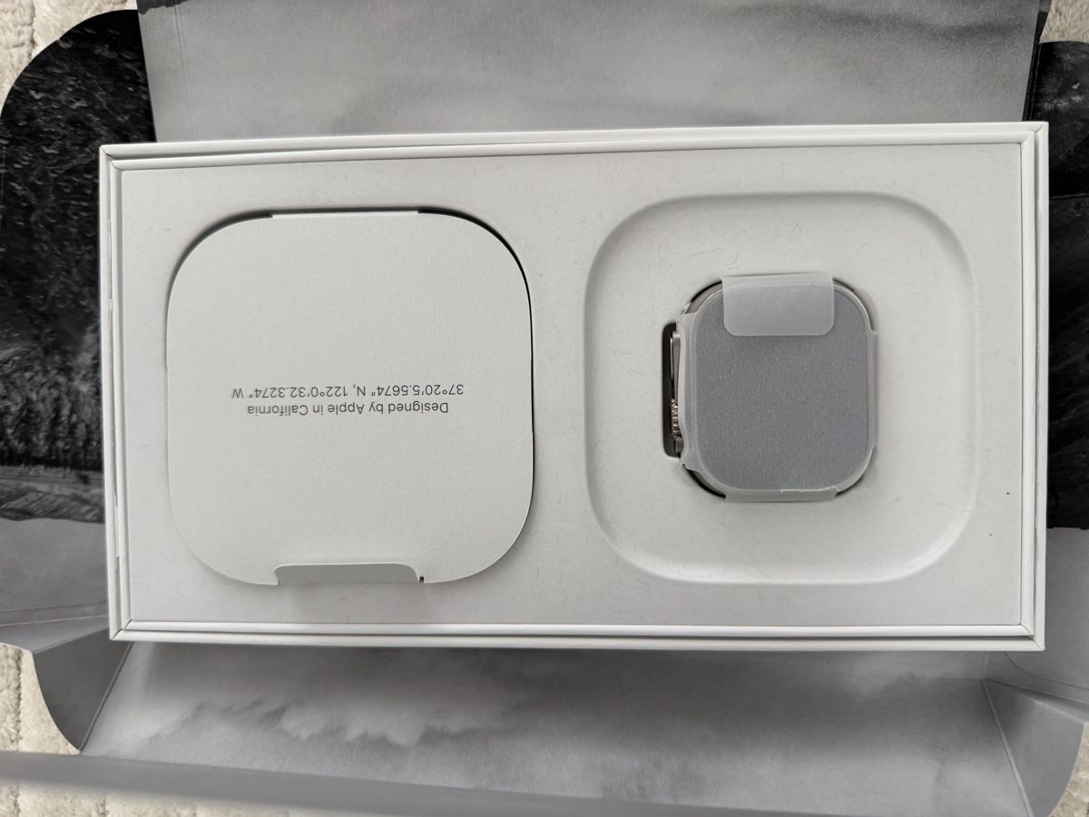 Apple Smartwatch: Apple Watch Ultra Titanium Case Black/Gray Tra – Nuovo (secondo la descrizione) da Siebnen venduto da ascales 2