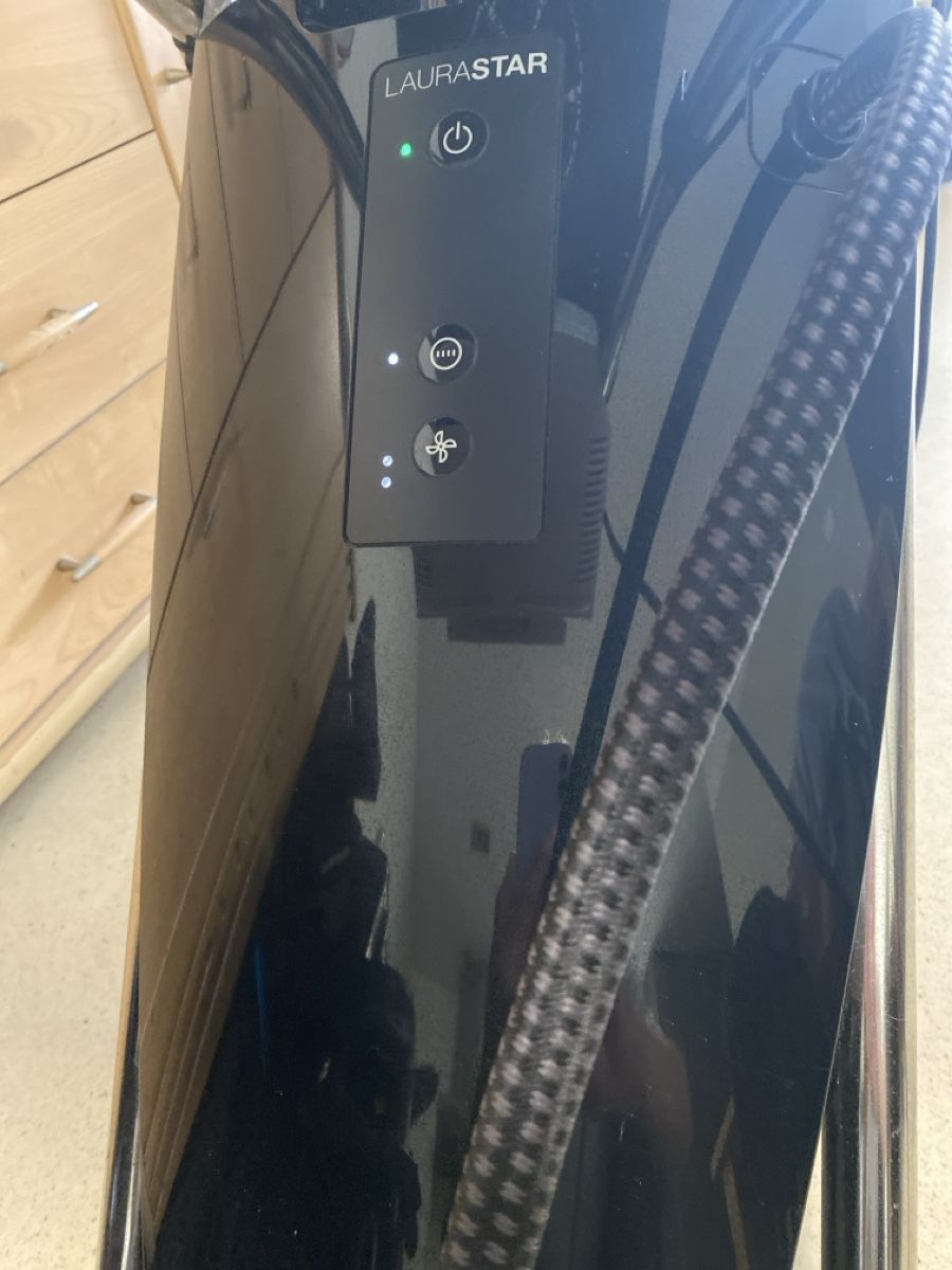 Laurastar Ferri da stiro: Laurastar Smart M  – Usato da Olten venduto da radan48