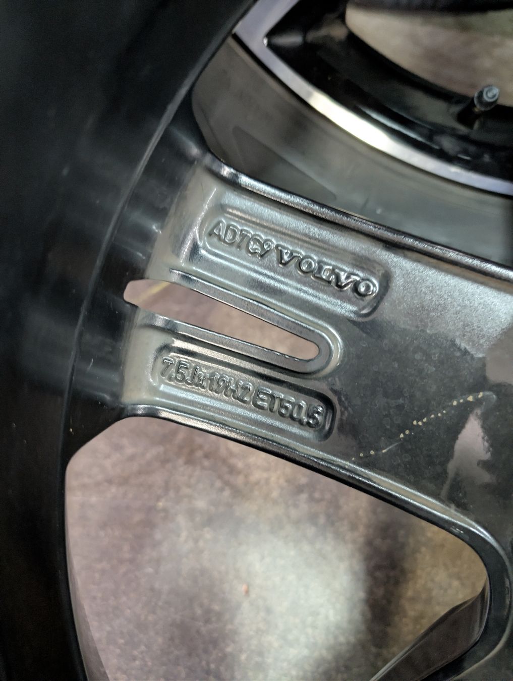 Cerchioni: Volvo Felgen  – Usato da Dürrenäsch venduto da Pneu-Idris 5