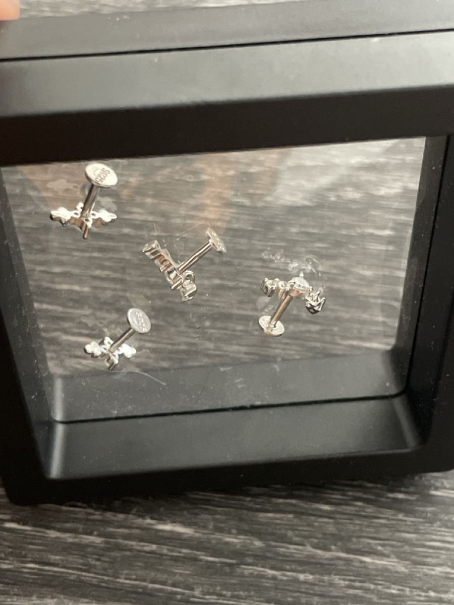 Bijoux piercing: 4 Piercing Stecker mit Steinen – Neuf avec emballage d'origine à Glattpark (Opfikon) par Rusalkaa 2