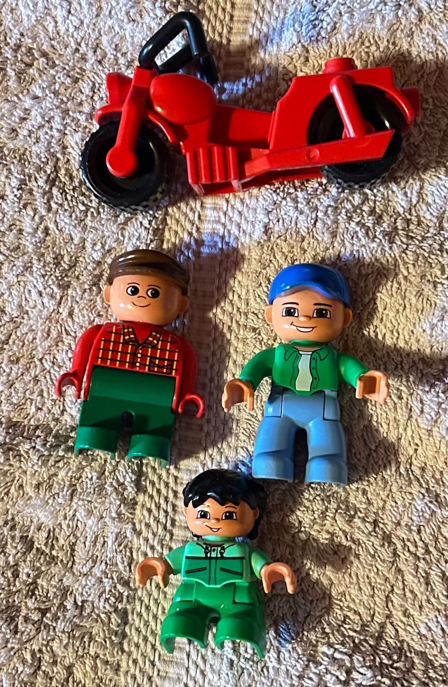 Lego Giocattoli: Duplo Lego Mofa mit 3 Figuren – Usato da Oberrüti venduto da SussiundStrolch