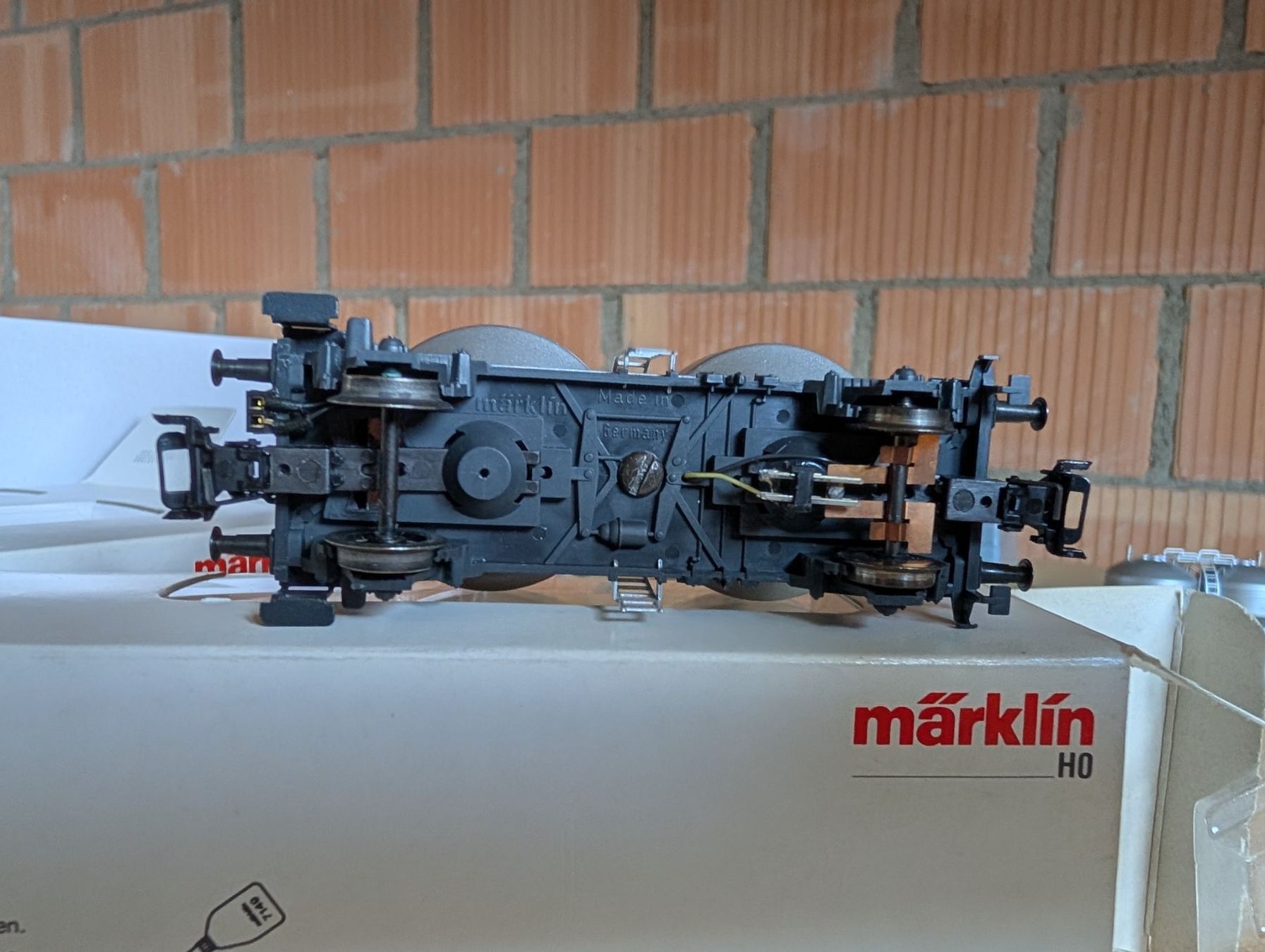 Märklin Modelleisenbahnen: Märklin 3 x 47612 Silowagen SBB – Gebraucht aus Steffisburg von Narzisse 3