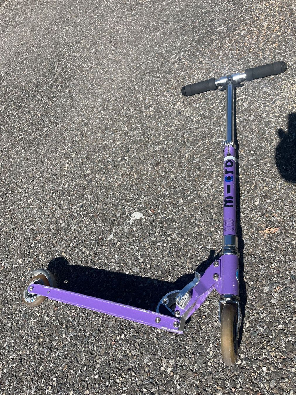 Micro Veicoli per bambini: Trottinette Micro violette – Usato da Plan-les-Ouates venduto da babsbonplan 1