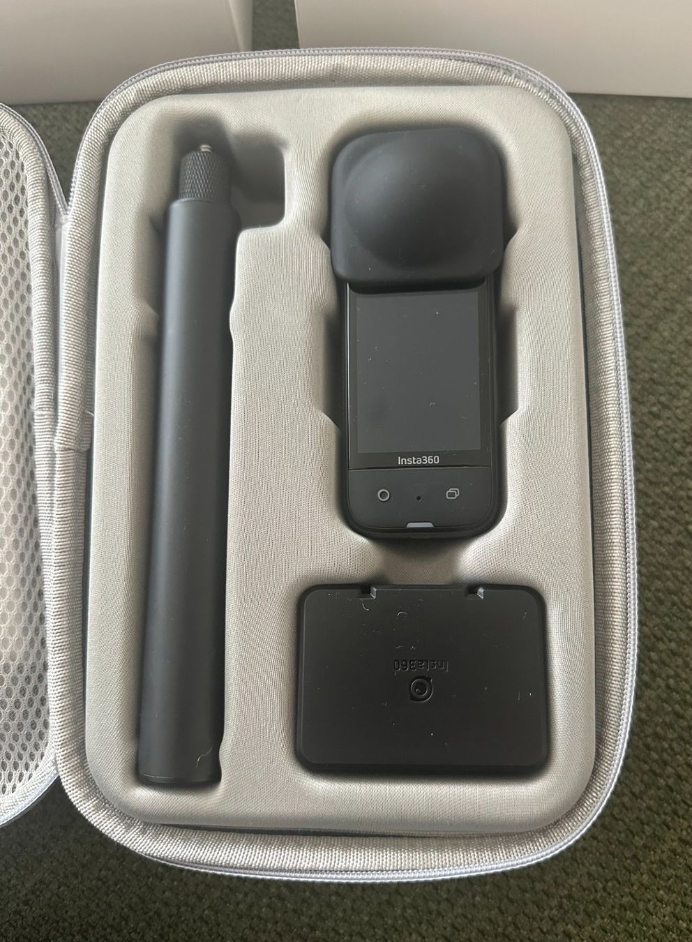 Insta360 Action Cam: Insta360 X3 Advanced Combo – Nuovo (secondo la descrizione) da Schneisingen venduto da veni08