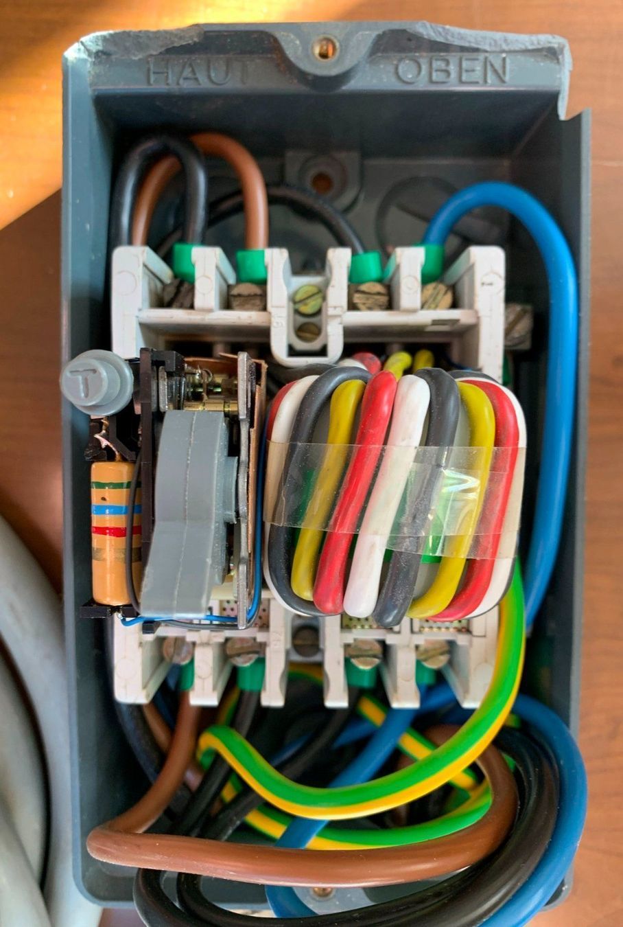 Spine: FI Schutz 25A 15mA CEE 400V 32A – Usato da Lodrino venduto da Stema 4