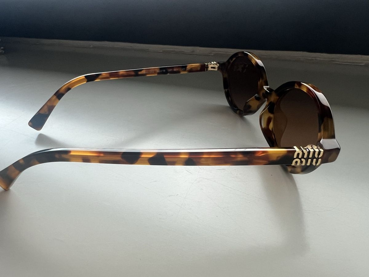 Miu Miu Occhiali & Lenti: Miu Miu Regard Sonnenbrille – Nuovo (secondo la descrizione) da Uitikon Waldegg venduto da chrigi.ruch 3