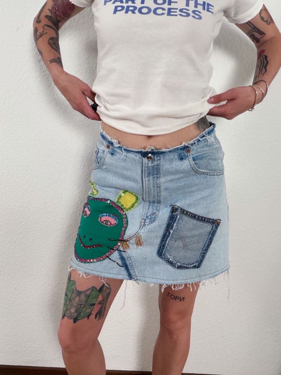 Levi's Jupes: Custom Patchwork Denim Skirt  – D'occasion à Knonau par Grapesvintage