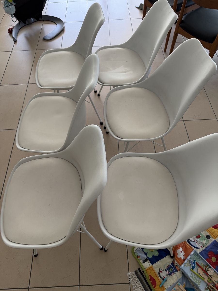 Sedie: Lot de 6 chaises modernes – Usato da Sion venduto da Blackwidow86 1