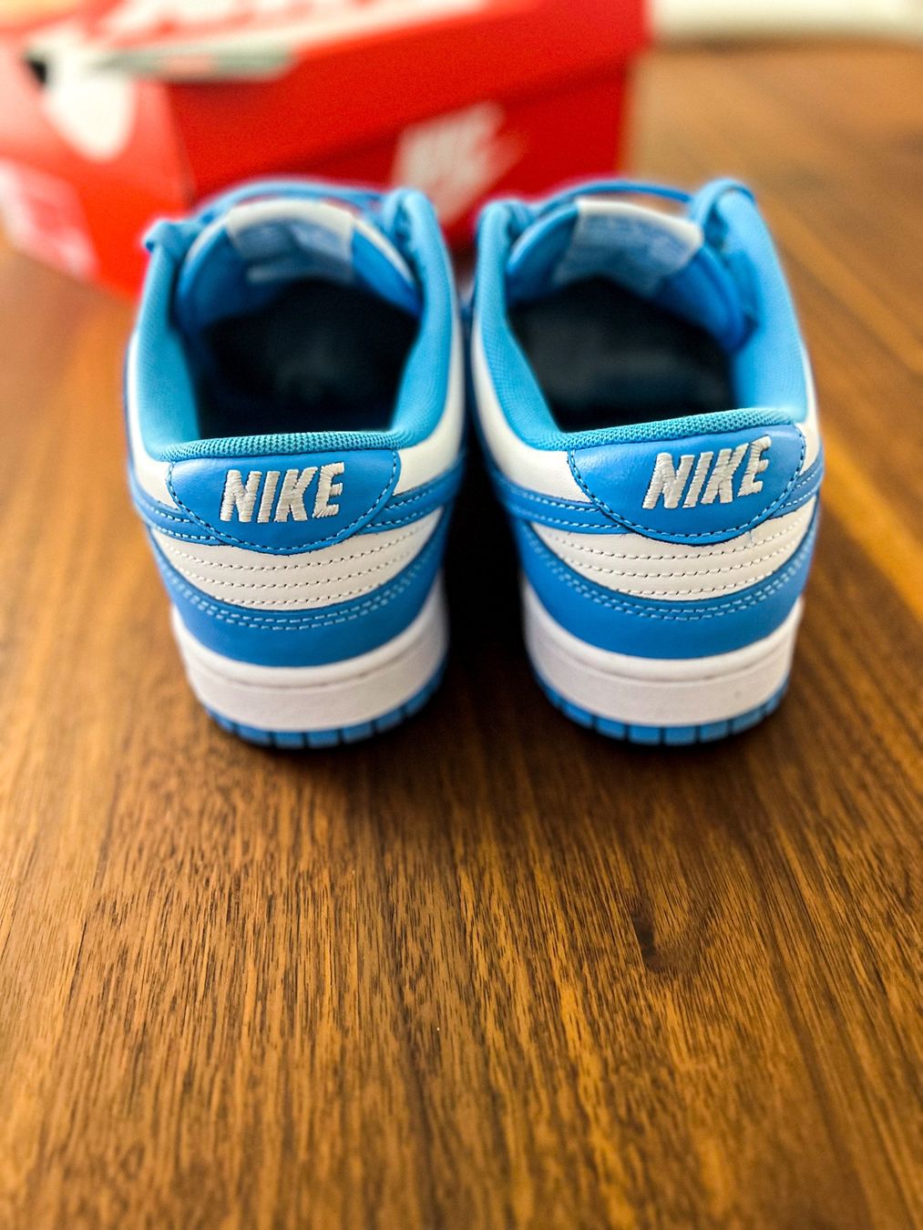 Nike Scarpe da uomo: Nike Dunk Low UNC [EU 42] – Nuovo (secondo la descrizione) da Spreitenbach venduto da iamxrco 3