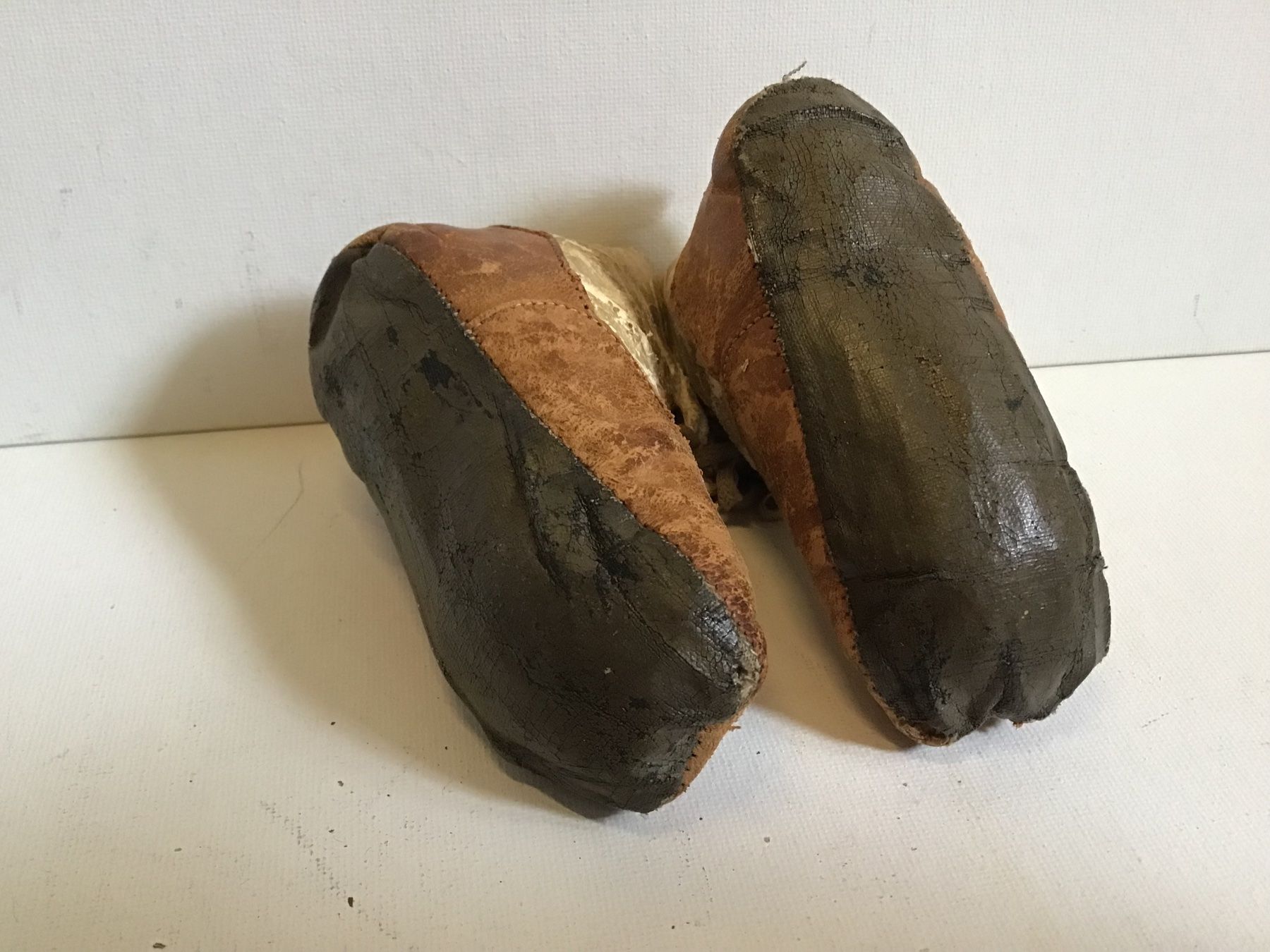 Gamaschen & Bandagen: Uralte Antike Gamaschen  Kinder Lederschuhe – Gebraucht aus St. Gallen von Goldlilly 5