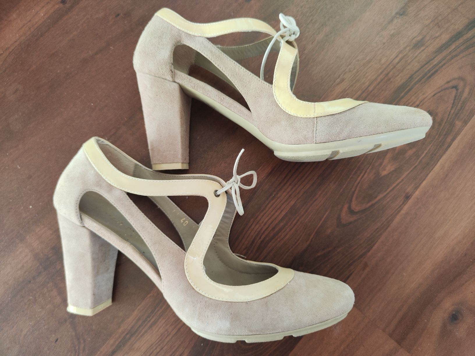 Scarpe da donna: Pumps von Lara Manni – Usato da Rheinfelden venduto da Sandra220 1