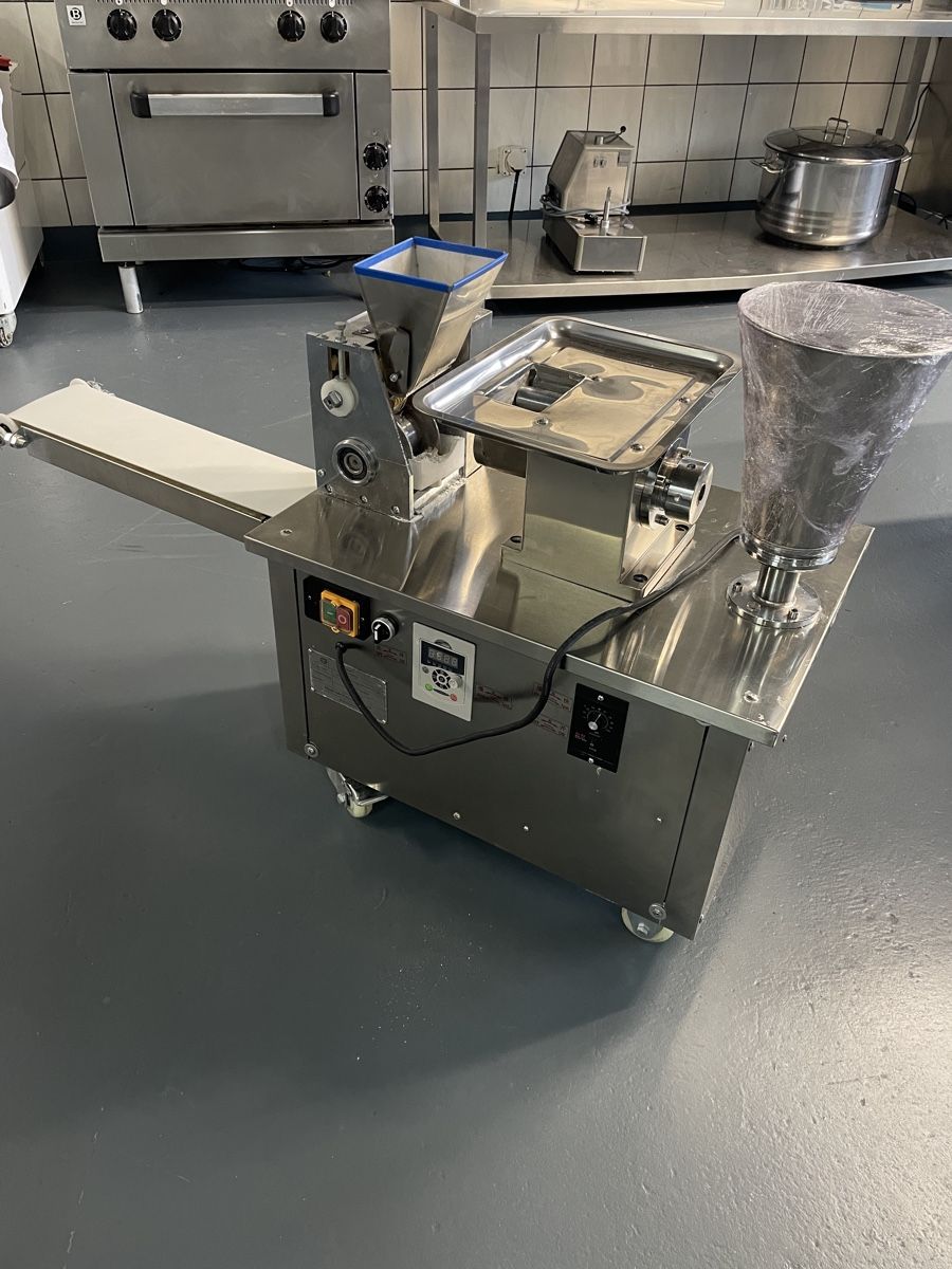 Elettrodomestici da cucina: Teigtaschenmaschine – Nuovo (secondo la descrizione) da Schlieren venduto da pec_hf8n