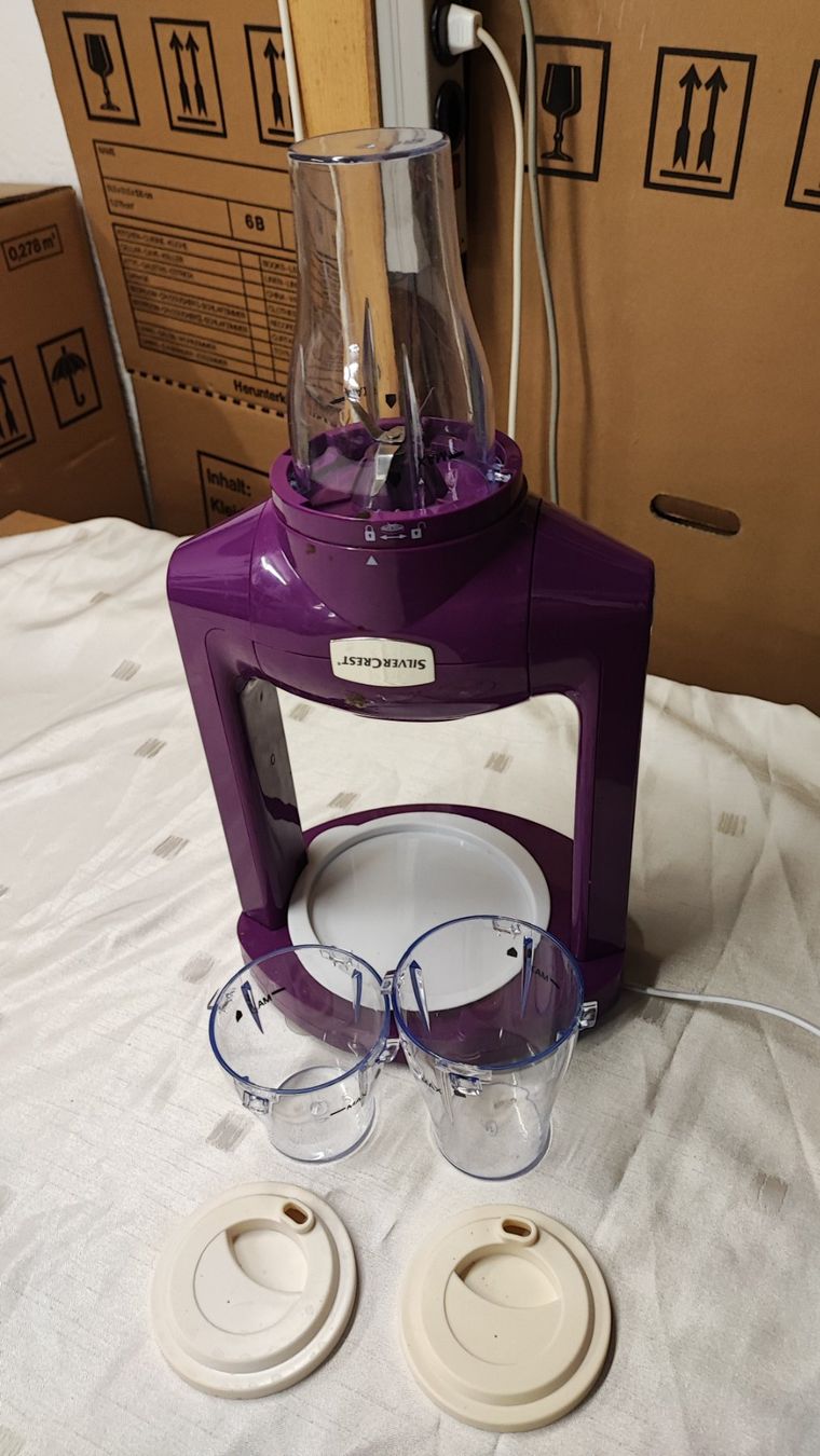 SilverCrest Küchengeräte: Silvercrest Smoothie-Maker Lila, inkl. Zubehör – Gebraucht aus Mosnang von KurtHe 4