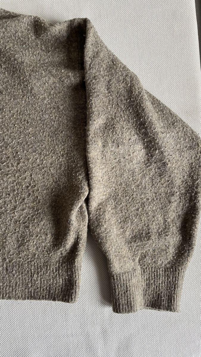 Weekday Pulls & Sweat-shirts: Strickpullover, Weekday, Gr.M, grün grau beige – D'occasion à St.Gallen par Nora-Leonie 2