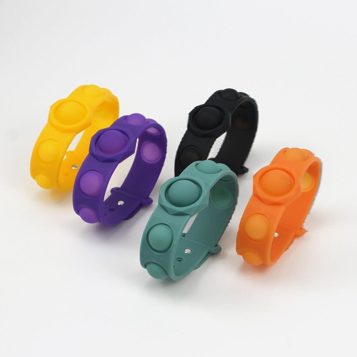 Armbänder & -reifen: Mini bracelet en Silicone  anti-Stress – Neu und originalverpackt aus Gurmels von Swisspod 2