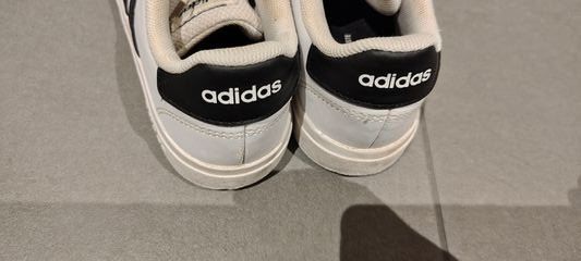Adidas Schuhe für Jungen: Adidas Gr. 33 – Gebraucht aus Oberhofen AG von iitf2020 3