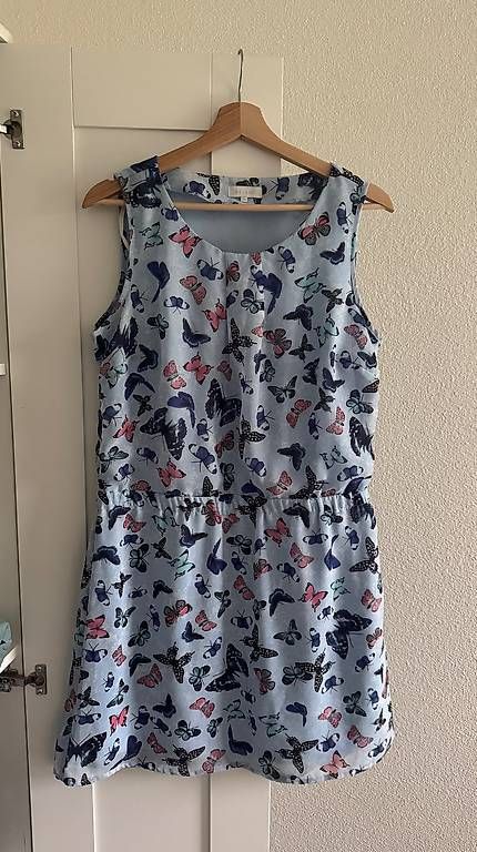 Vestiti: Kleid mit Schmetterlingen – Usato da Rothenthurm venduto da Lynn_DM
