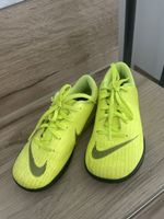 Turnschuhe 