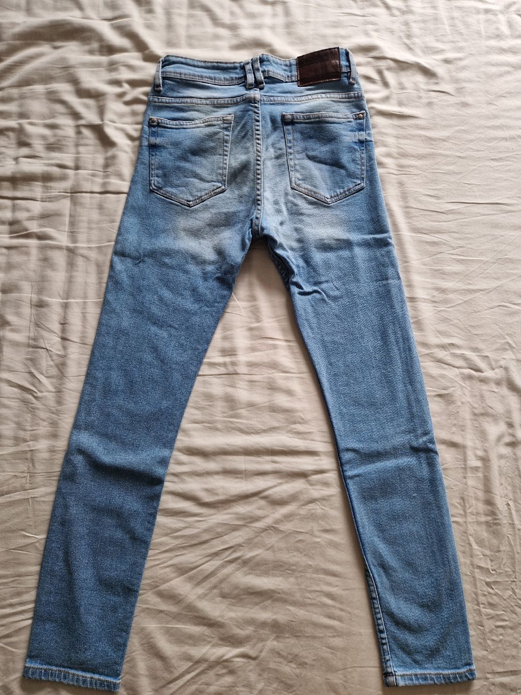 Zara Jeans: Jeans Denim – Usato da Lausanne venduto da mgo_yx25 1