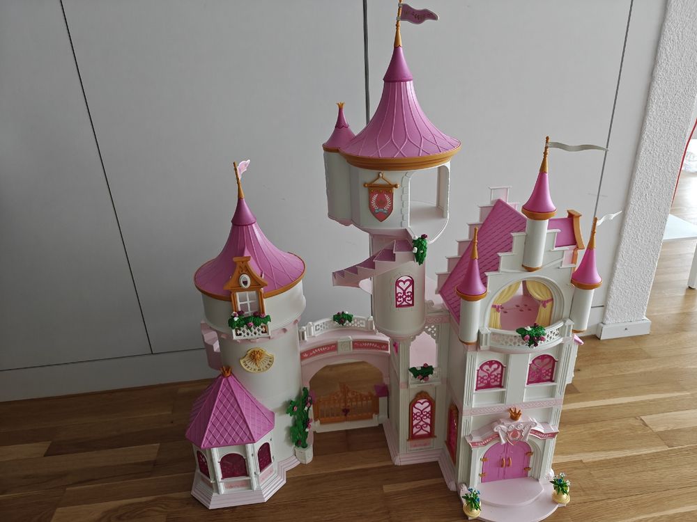  Playmobil Princess Schloss (Neu (gemäss Beschreibung)) in Rüfenacht BE Motiv 