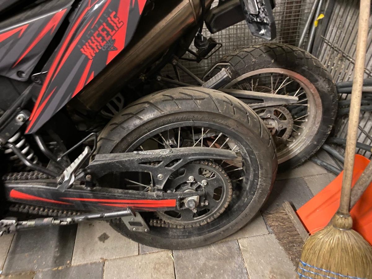Aprilia Strada: Aprillia Sx 125 – Difettoso da Steg VS venduto da sandi19 2