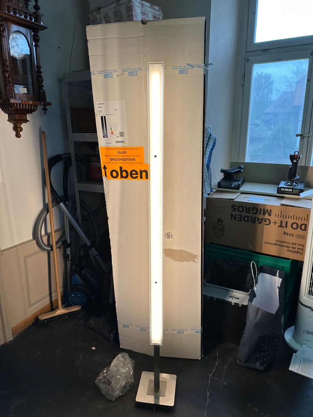 Lampade: LED Stehleuchte "Street" – Usato da Brügg BE venduto da TSP02