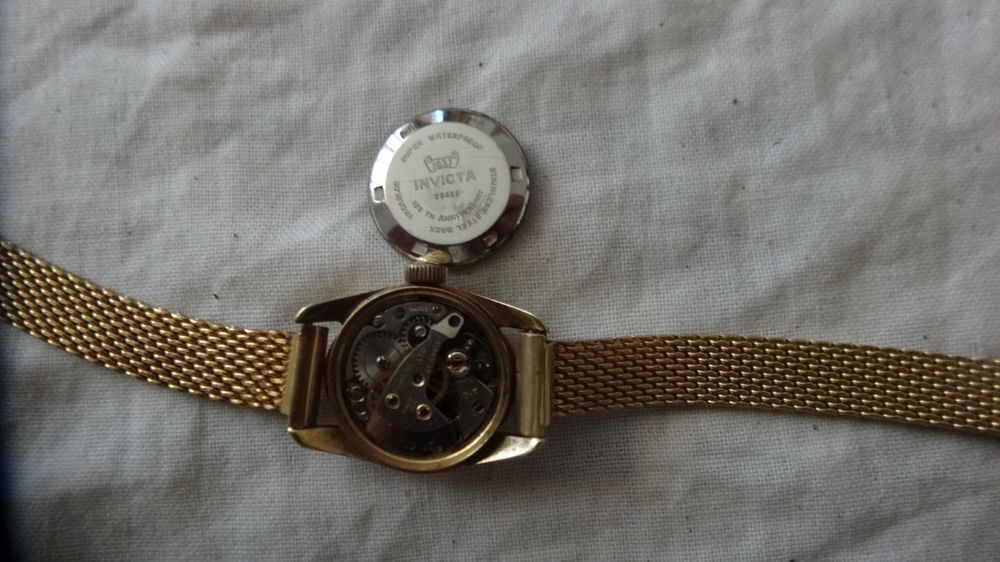 Invicta Montres: INVICTA  SEHR KLEINE DAMEN UHR .HANDAUFZEUG.LAUFT – D'occasion à zürich par ahmad01 5