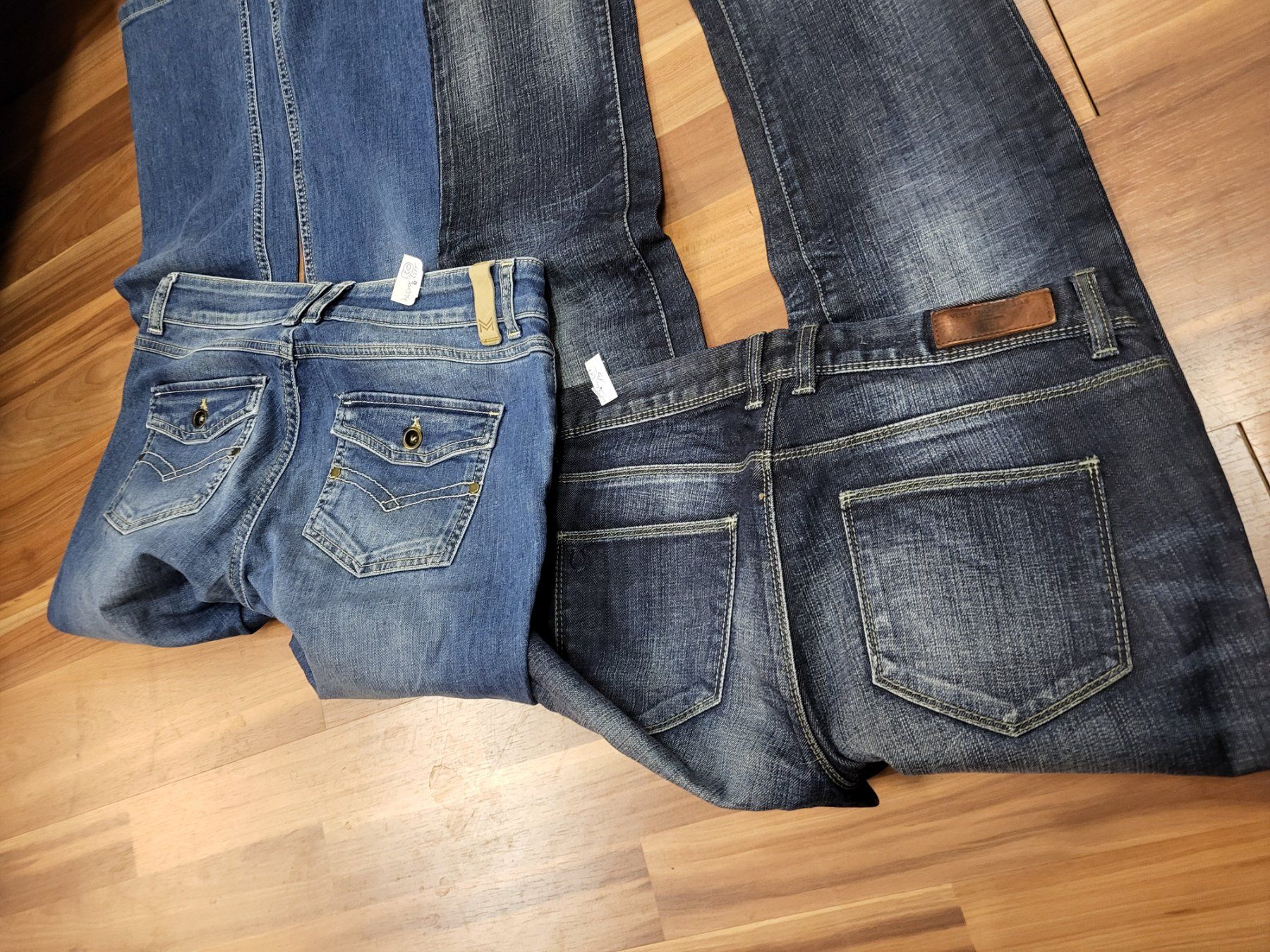Vero Moda Jeans: 2 Jeans Vero moda 30/32 K11 – Gebraucht aus Schwarzenburg von Sunny0290 1
