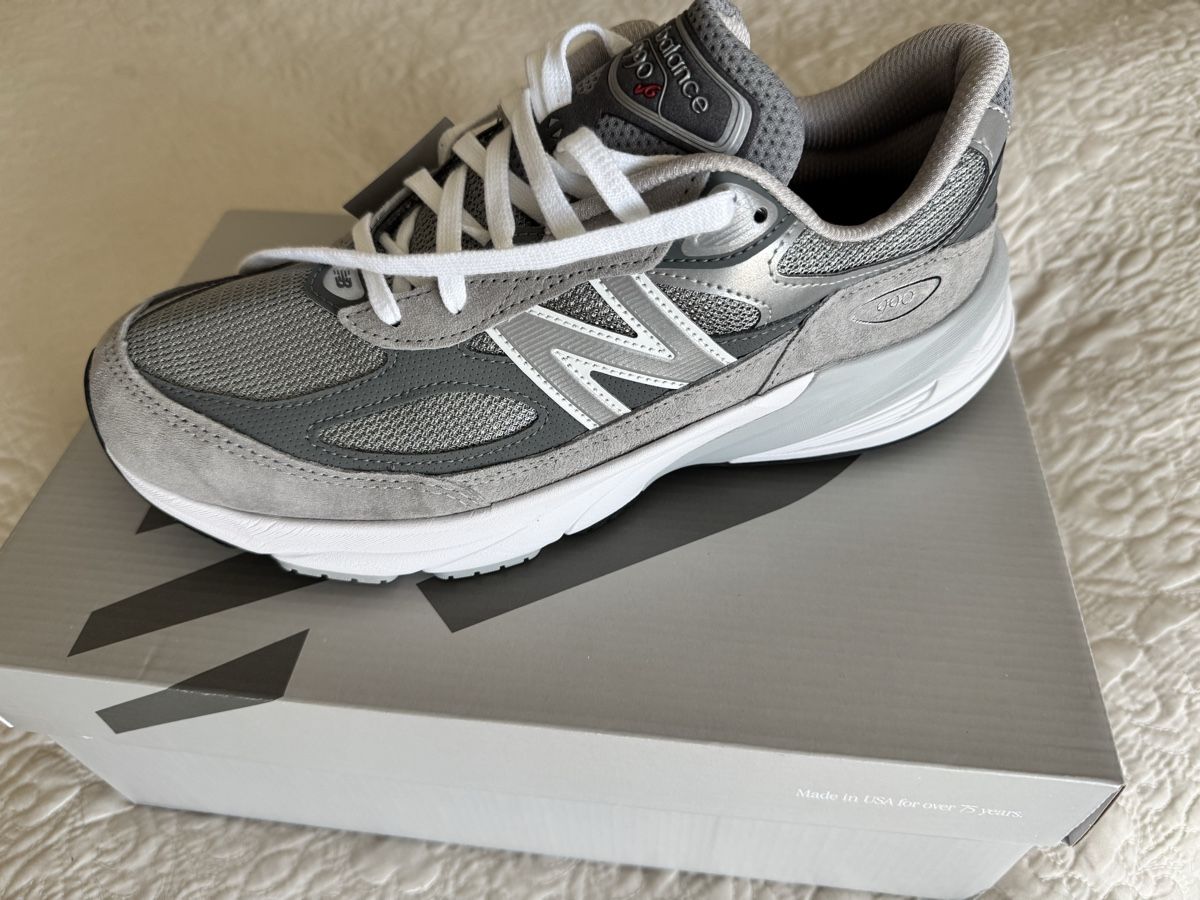 New Balance Scarpe da uomo: New balance 990 v6 unworn – Nuovo e nell'imballaggio originale da Geneve venduto da Quace