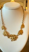 Collier doré feuilles de chêne