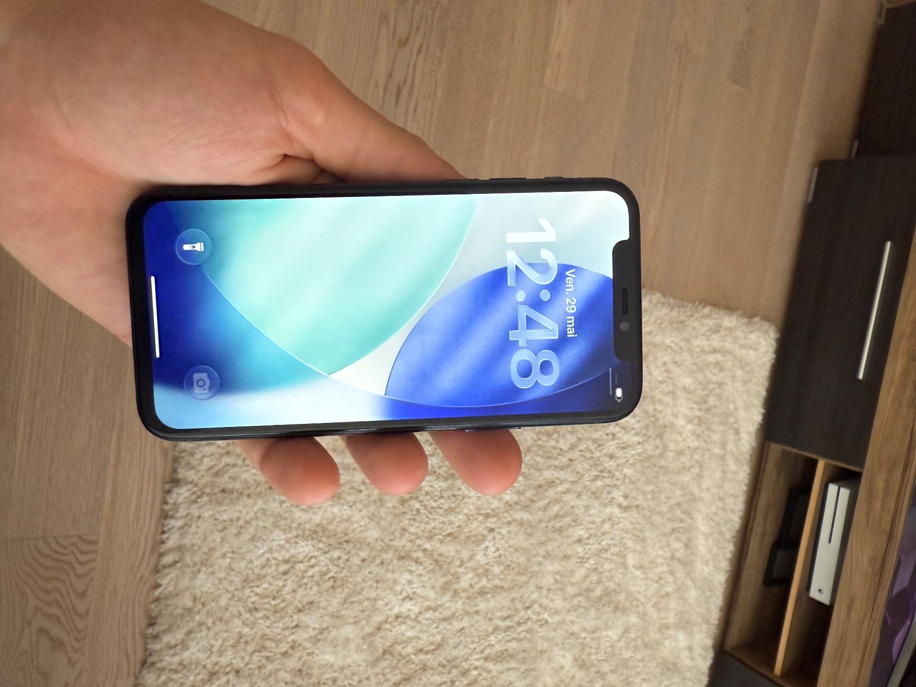 Apple Telefoni cellulari / Smartphones: Iphone 11Pro akku 100% – Usato da Bern venduto da jon_6zfm 3