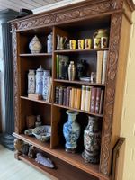 Bücherregal