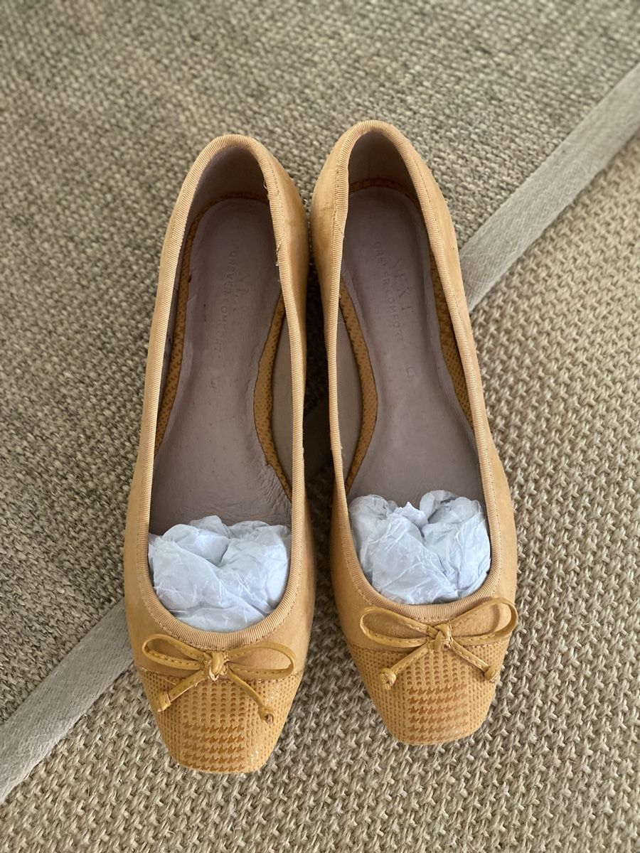 Next Scarpe da donna: Mustard flat shoes – Nuovo (secondo la descrizione) da Safenwil venduto da rgs_tg62 5