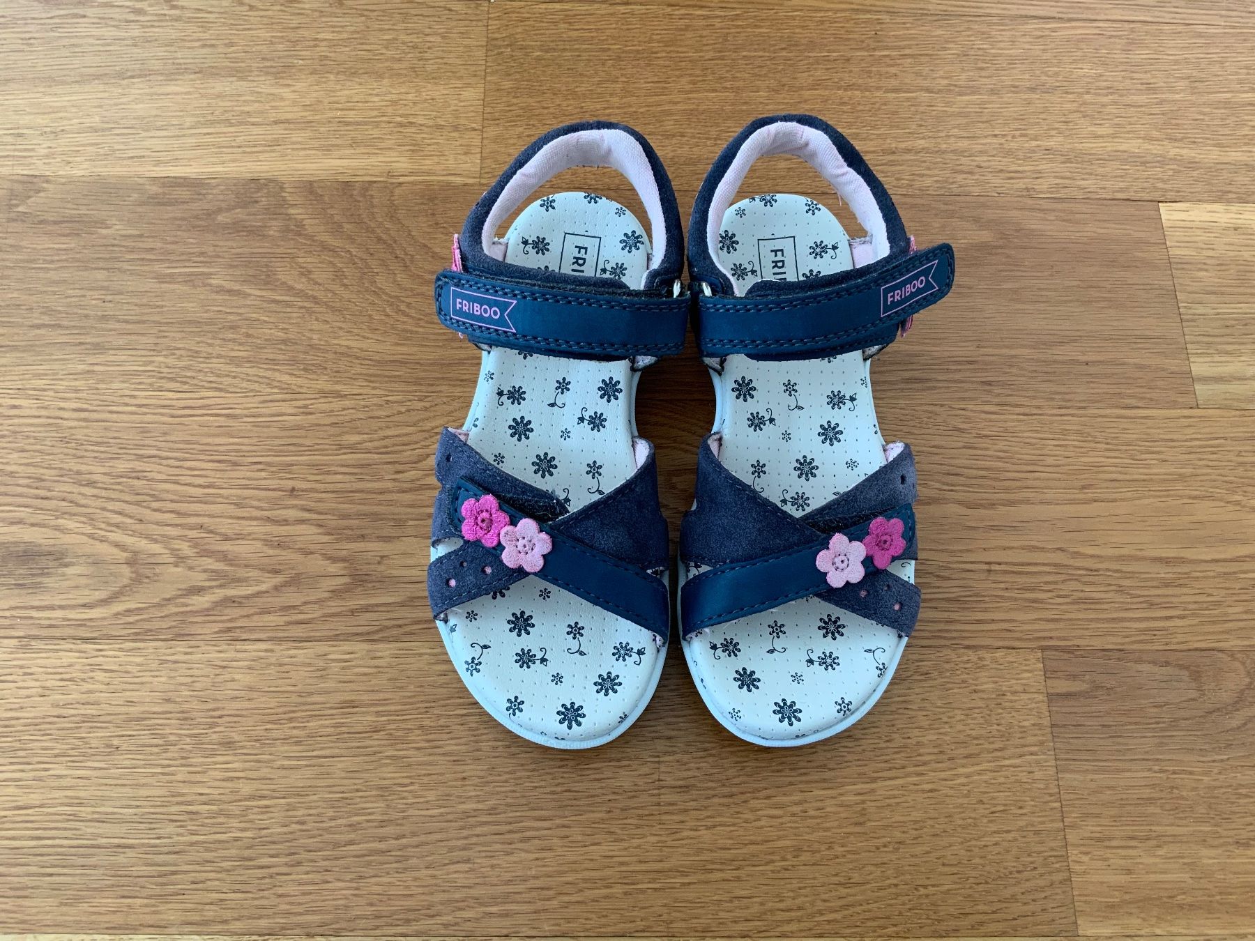 Friboo Scarpe per ragazze: Friboo Sandale für Mädchen Gr. 30 – Usato da Niederstetten venduto da Elmar77 1