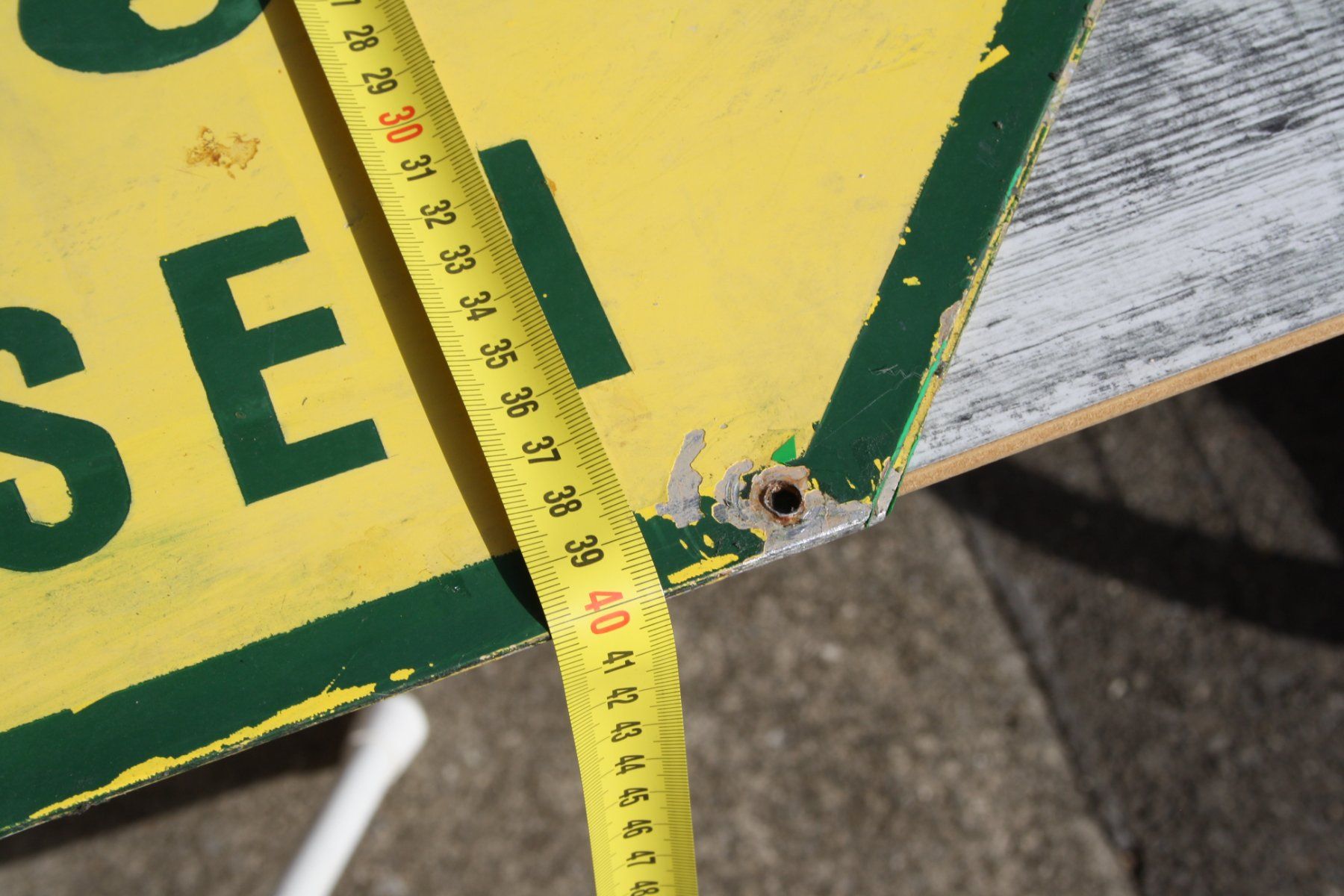Insegne: SCHILD PFEIL VINTAGE ALU TAFEL – Usato da Wauwil venduto da Pneuedy 9