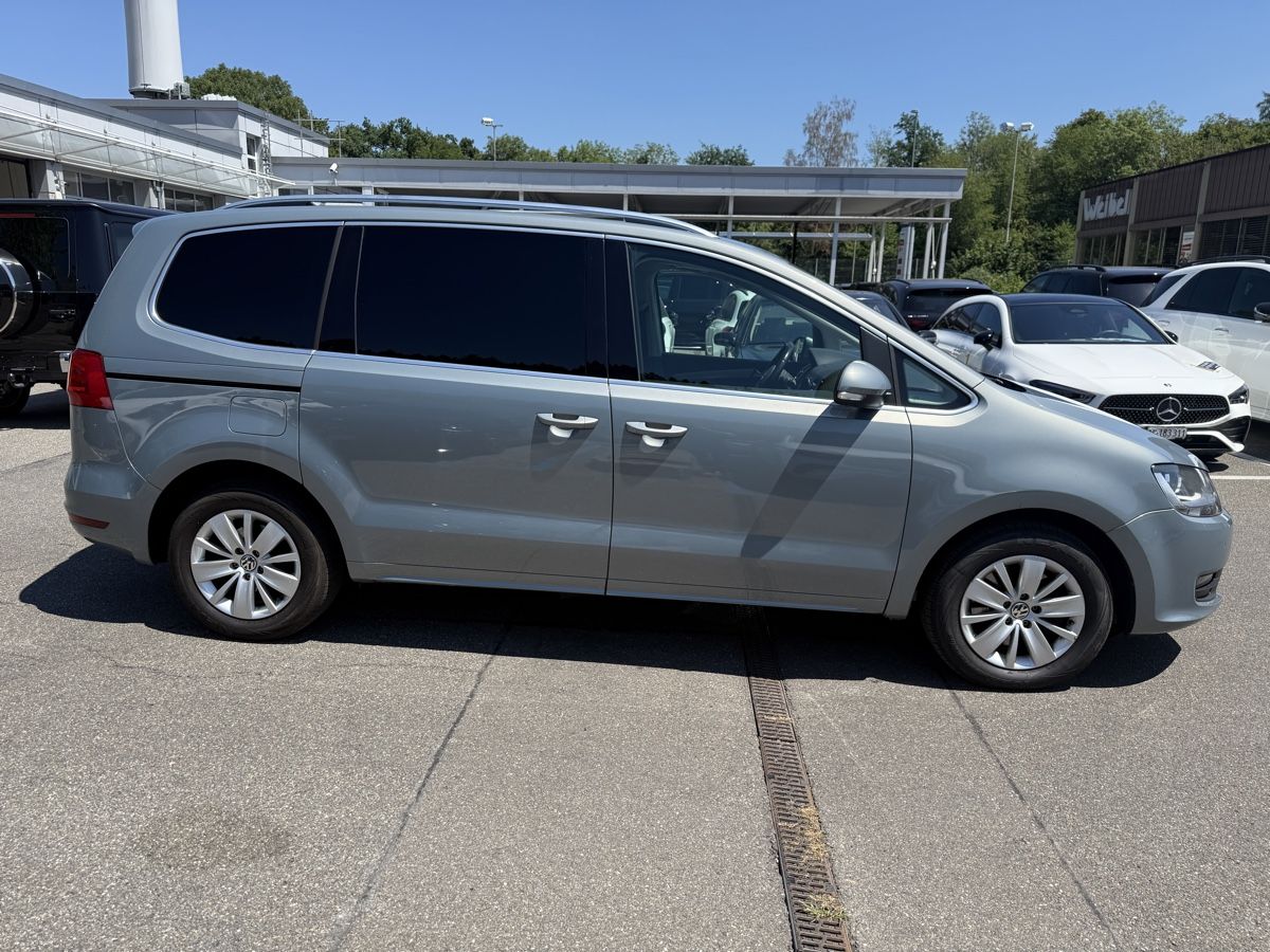 VW Automobili: VW Sharan 2.0TDI Bj2014 – Usato da Döttingen venduto da AHRE 2