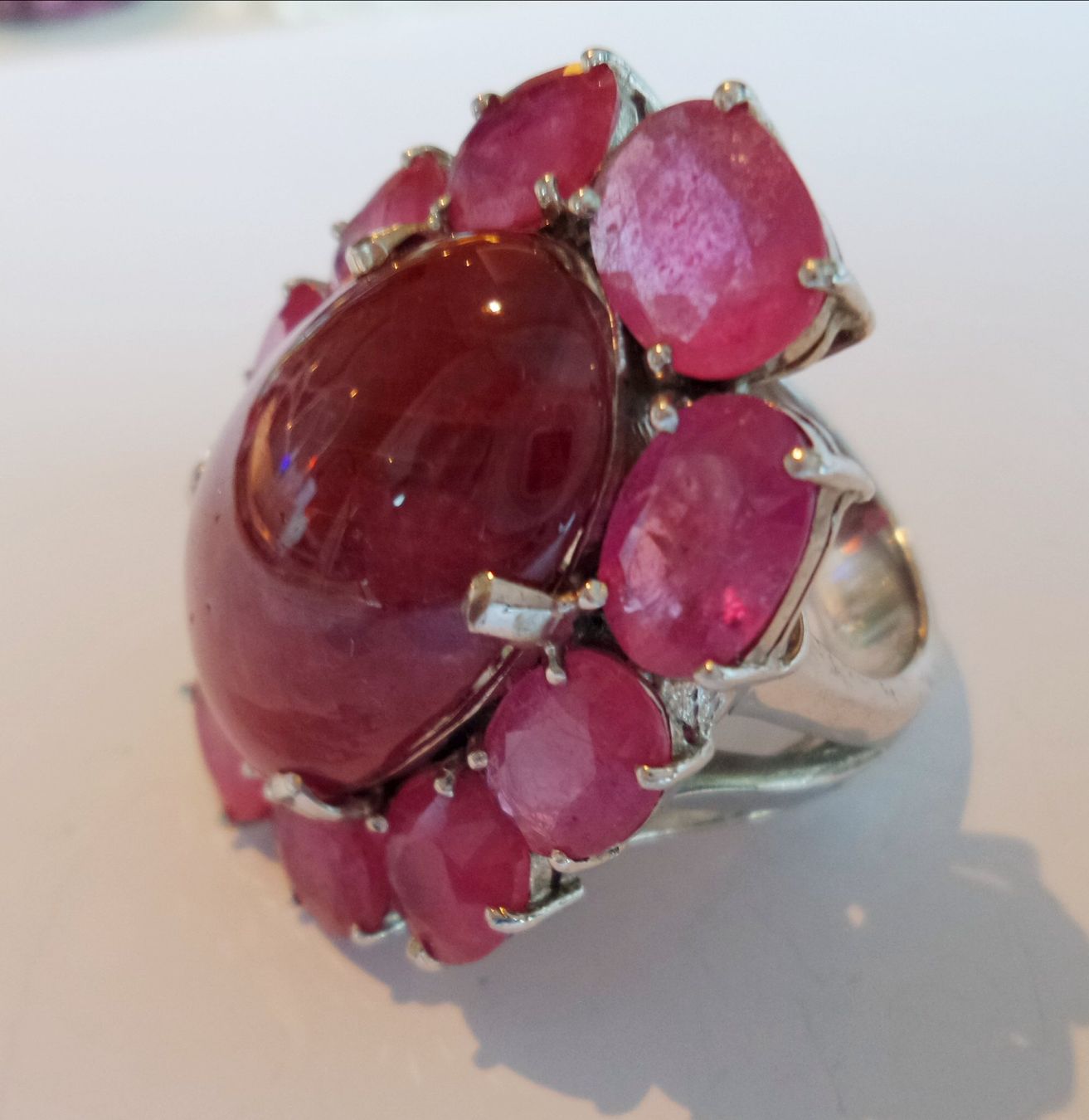 Anelli: Ring mit Rubinen und grossem Rhodochrosit Edelstein – Nuovo (secondo la descrizione) da Zürich venduto da ben_mn5h 8