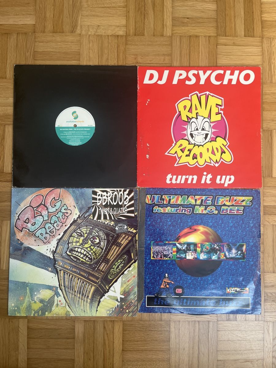 Dischi in vinile: 10er Happy Hardcore / Hardcore Vinyl-Set – Usato da Wangen b. Olten venduto da break72 1