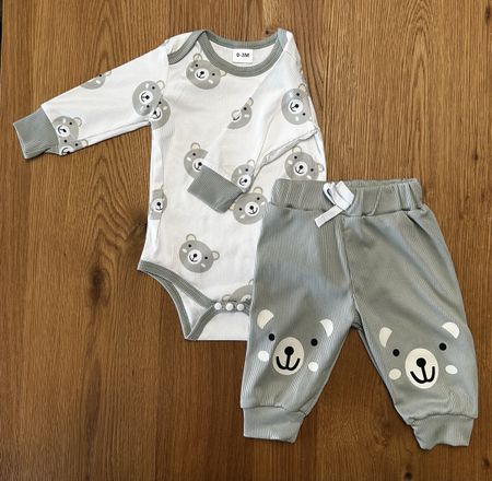 Babykleidung: Set Body & Hose, 0-3 Monate