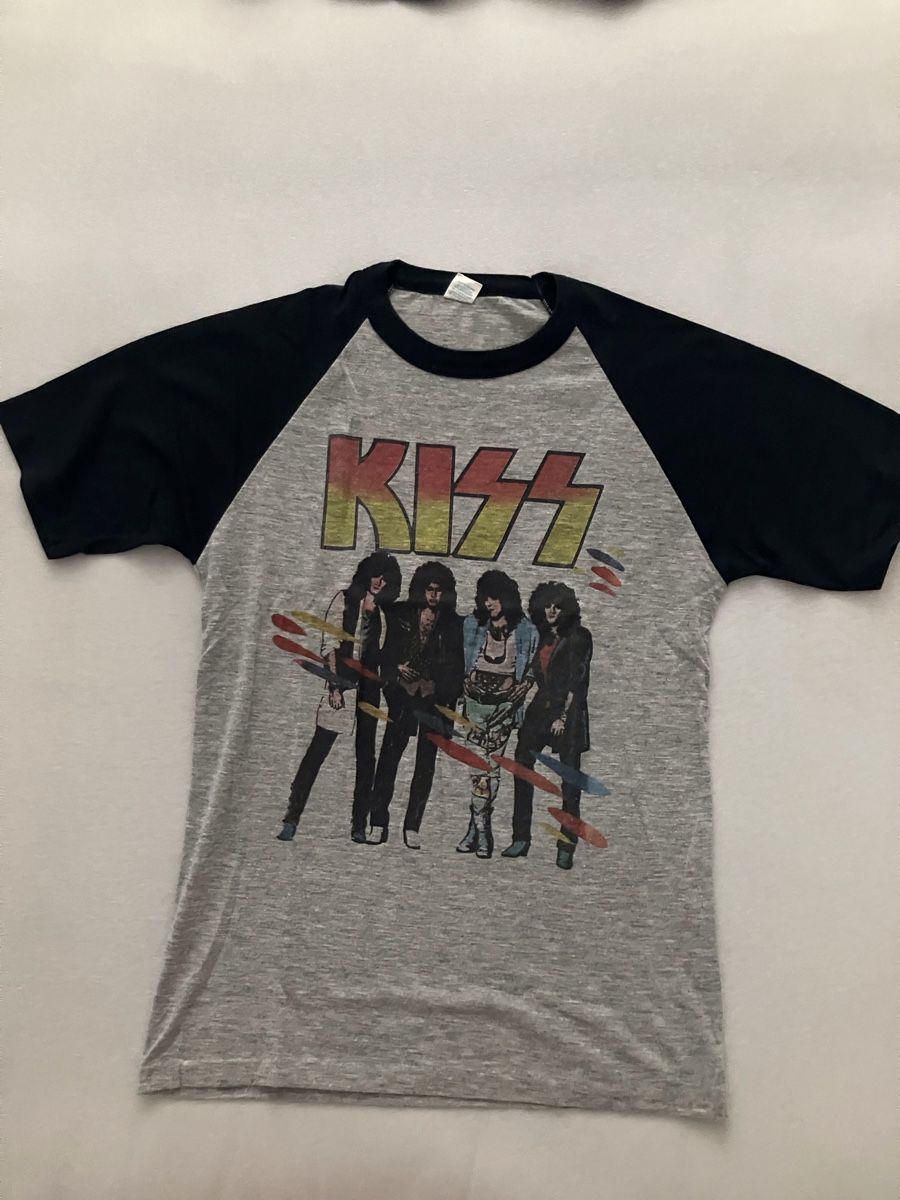 T-shirt: Kiss shirt – Usato da Bettwiesen venduto da Jumpingfox