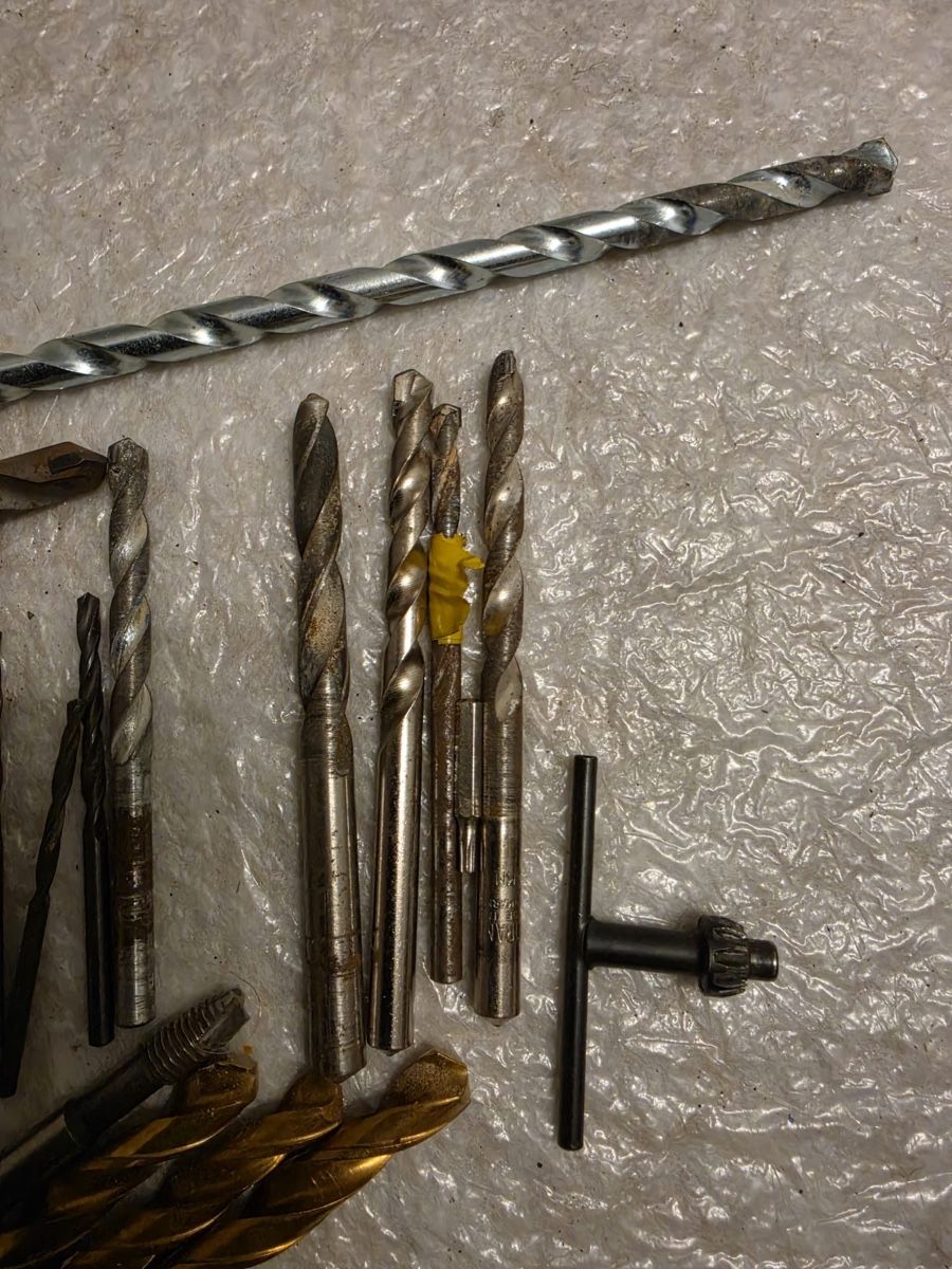 Perceuses: Bohrer Set Konvolut Metallbohrer Bits gebraucht</div> – D'occasion à Grenchen par Mary.J 4