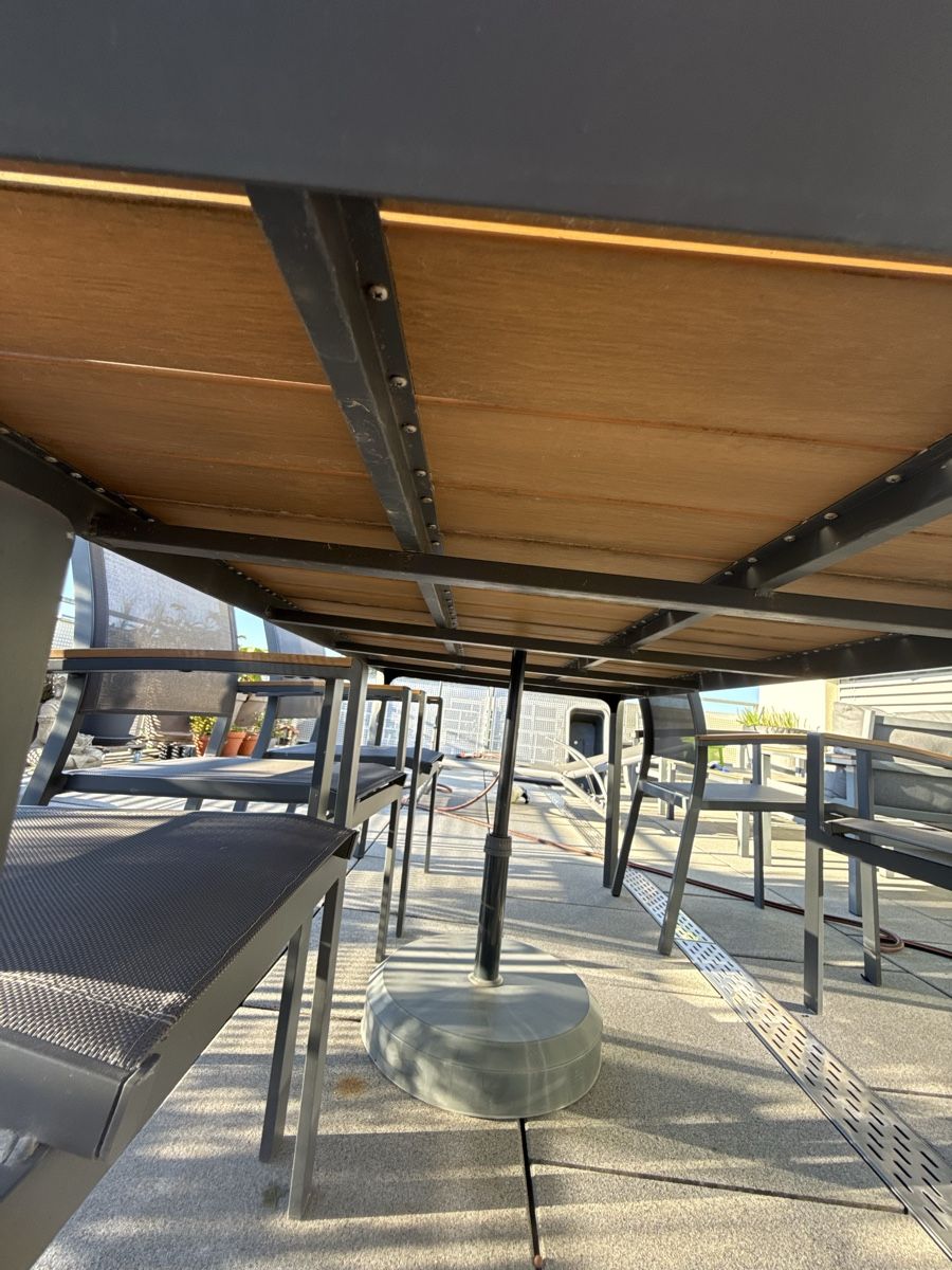 Tavoli: Gartentisch mit Holzoptik – Usato da Weiach venduto da DanielaCecillia 3
