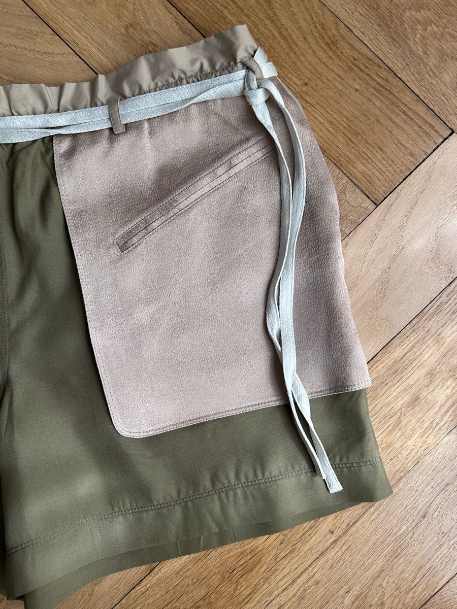 Valentino Pantaloni: Short Valentino 38 – Usato da Genève venduto da Sarahchge 1