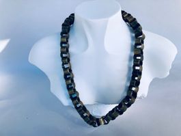 Bronze Collier