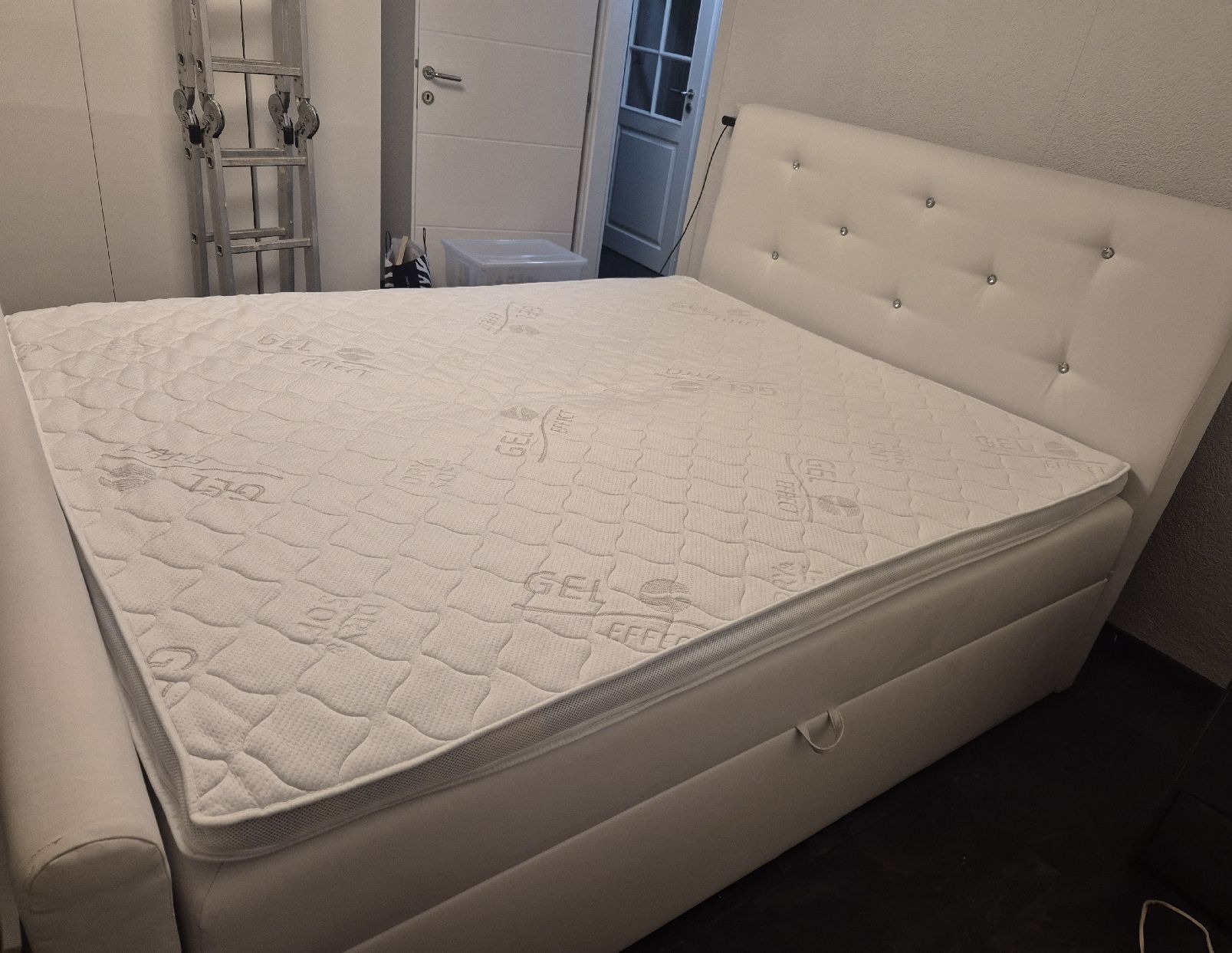Letti: Kunstleder Boxspringbett  – Usato da Dintikon venduto da msa_6z7x 1