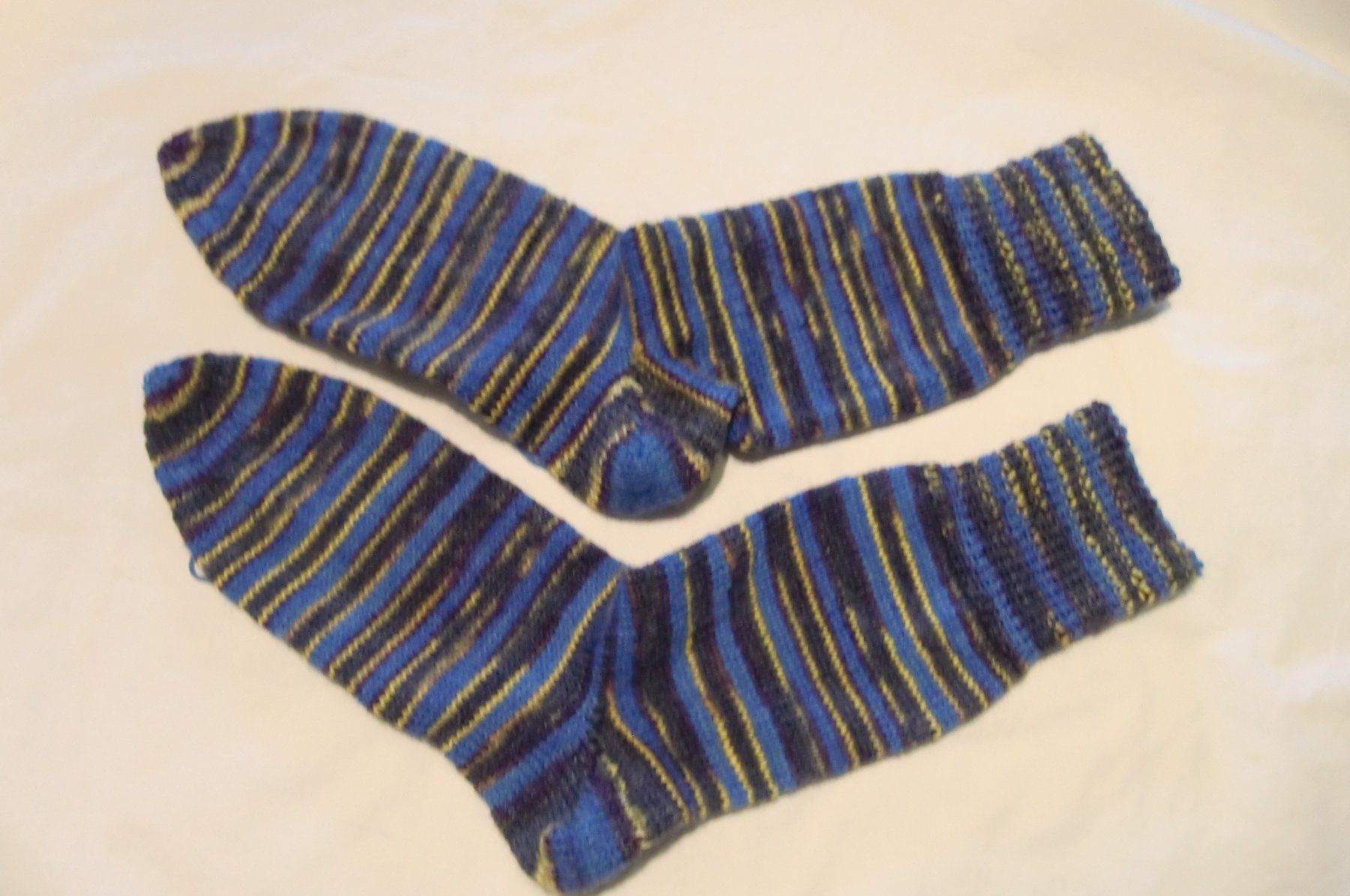 Calze: handgestrickte Socken Grösse 40/41 – Nuovo e nell'imballaggio originale da trüllikon venduto da marie2004