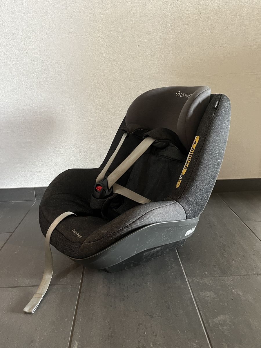 Maxi-Cosi Seggiolini per auto: Maxi Cosi 2way Pearl mit 2wayFix Station – Usato da Kleinandelfingen venduto da marco_85 7