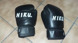 1 Paar wenig gebrauchte HIKU Boxhandschuhe Box - Handschuhe
