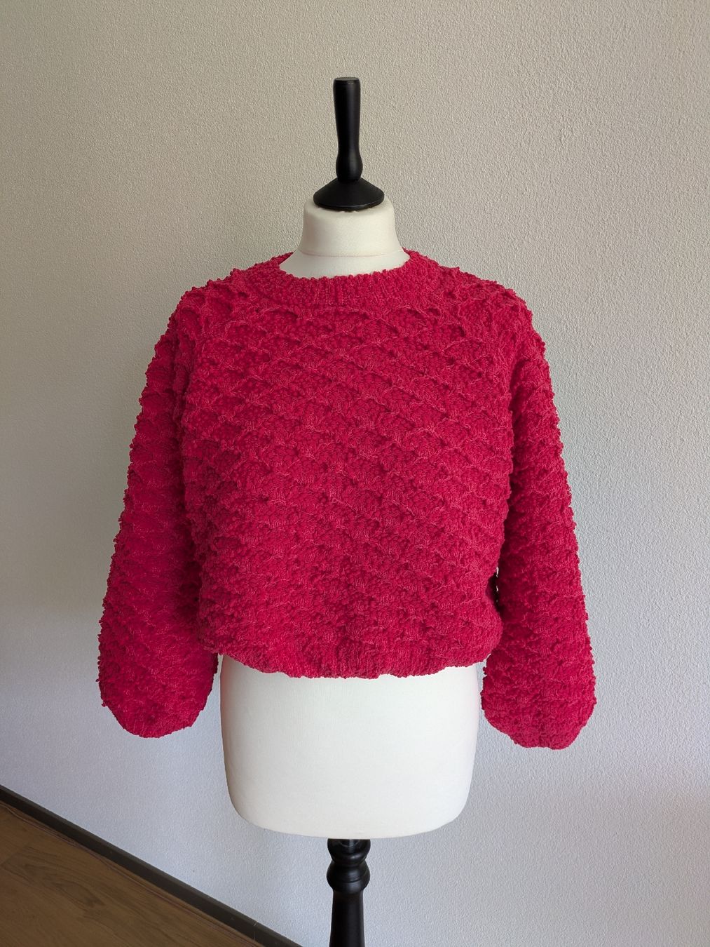 Only Maglioni & Felpe: Fluffy dark pink sweater – Usato da Zürich venduto da cam_yl6c