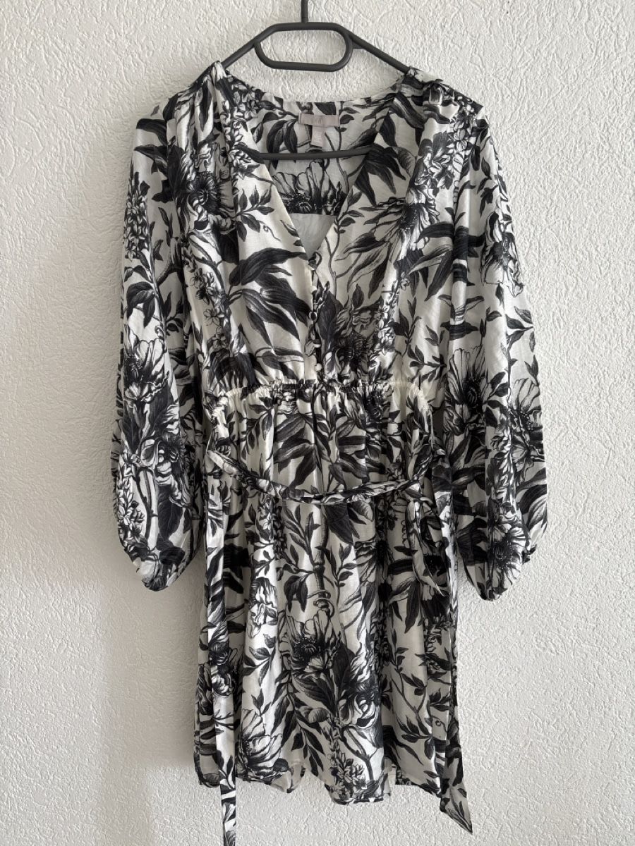 H&M Vestiti: Casual Kleid – Nuovo (secondo la descrizione) da therwil venduto da ayumi991